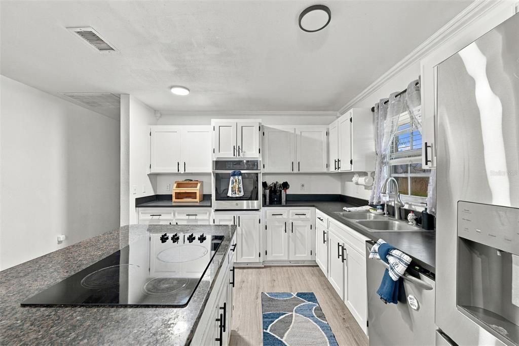 For Sale: $580,000 (4 beds, 2 baths, 1680 Square Feet)