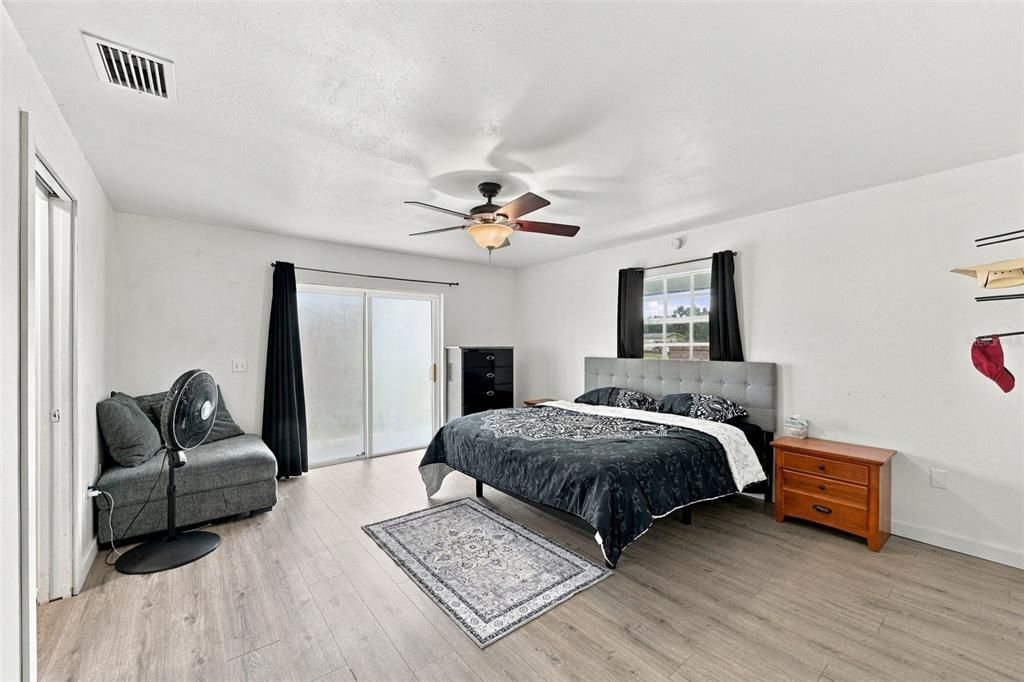 For Sale: $580,000 (4 beds, 2 baths, 1680 Square Feet)