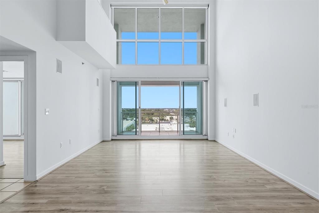 For Sale: $529,000 (2 beds, 2 baths, 1453 Square Feet)