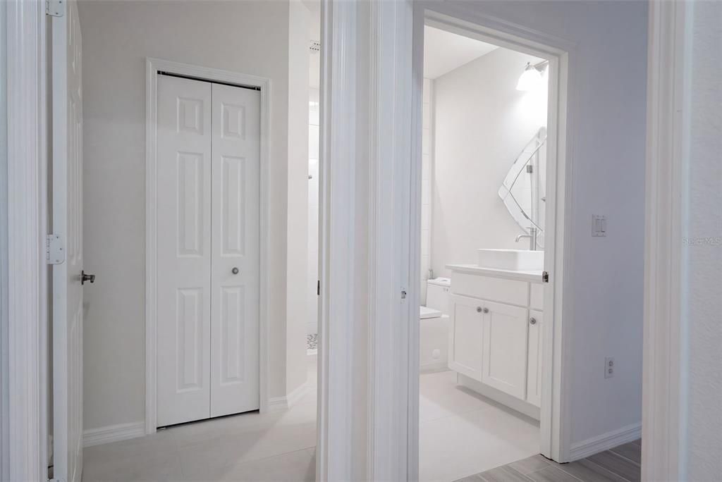 For Sale: $350,000 (3 beds, 2 baths, 1332 Square Feet)