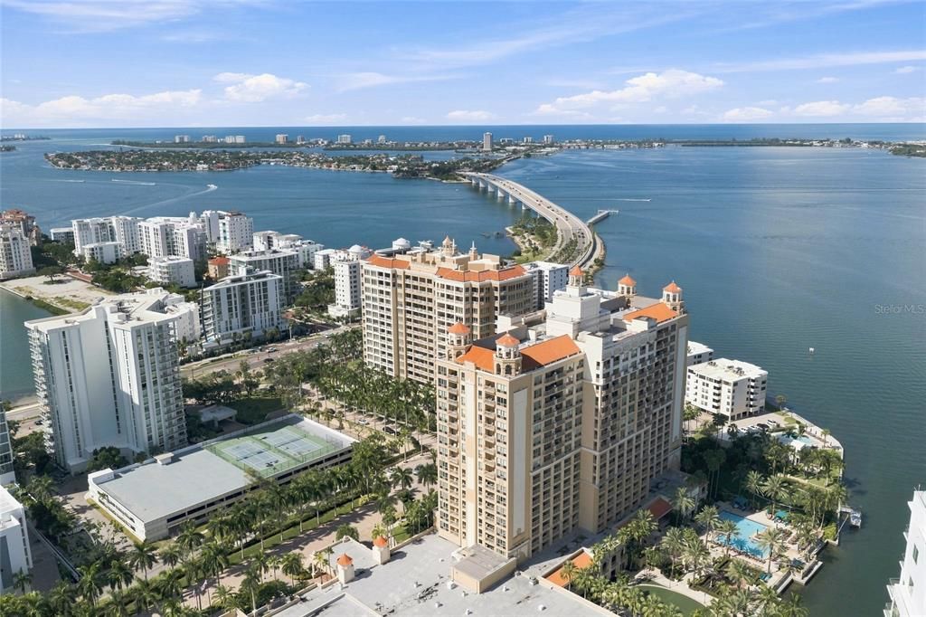 En Venta: $3,495,000 (4 camas, 3 baños, 4943 Pies cuadrados)