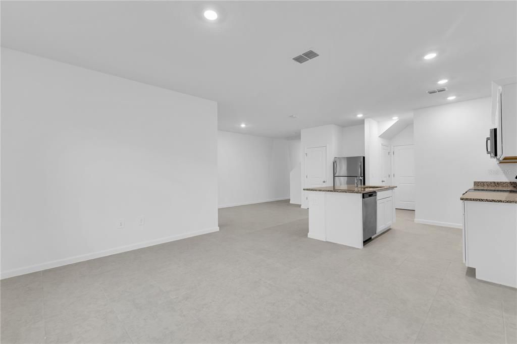 For Rent: $2,500 (3 beds, 2 baths, 1764 Square Feet)