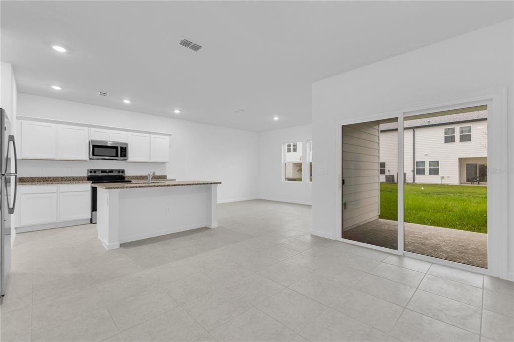 For Rent: $2,500 (3 beds, 2 baths, 1764 Square Feet)