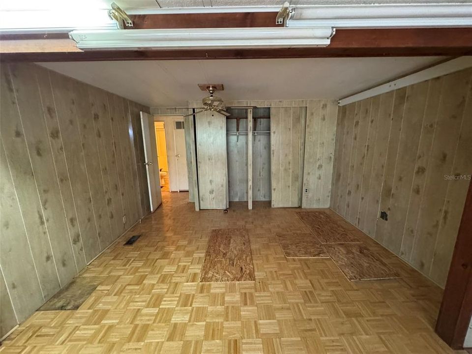На продажу: $99,900 (2 спален, 2 ванн, 1252 Квадратных фут)
