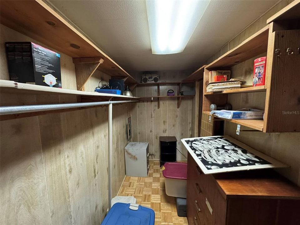 На продажу: $99,900 (2 спален, 2 ванн, 1252 Квадратных фут)