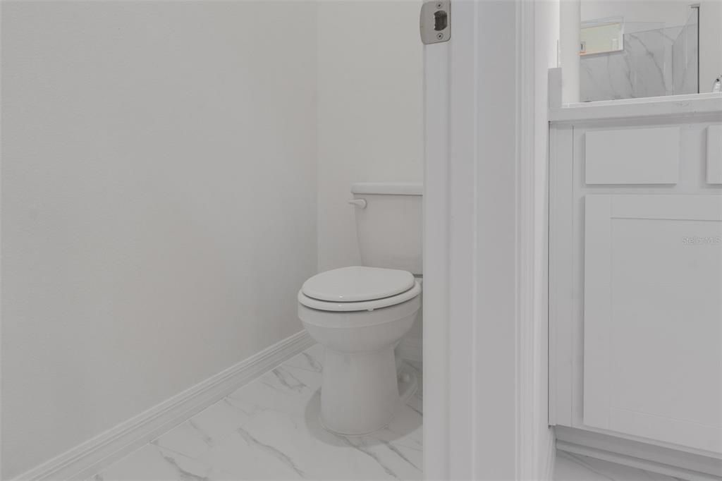 На продажу: $669,990 (5 спален, 3 ванн, 3550 Квадратных фут)