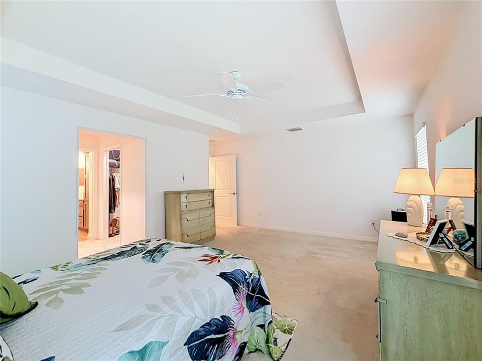 For Sale: $484,900 (3 beds, 2 baths, 1949 Square Feet)
