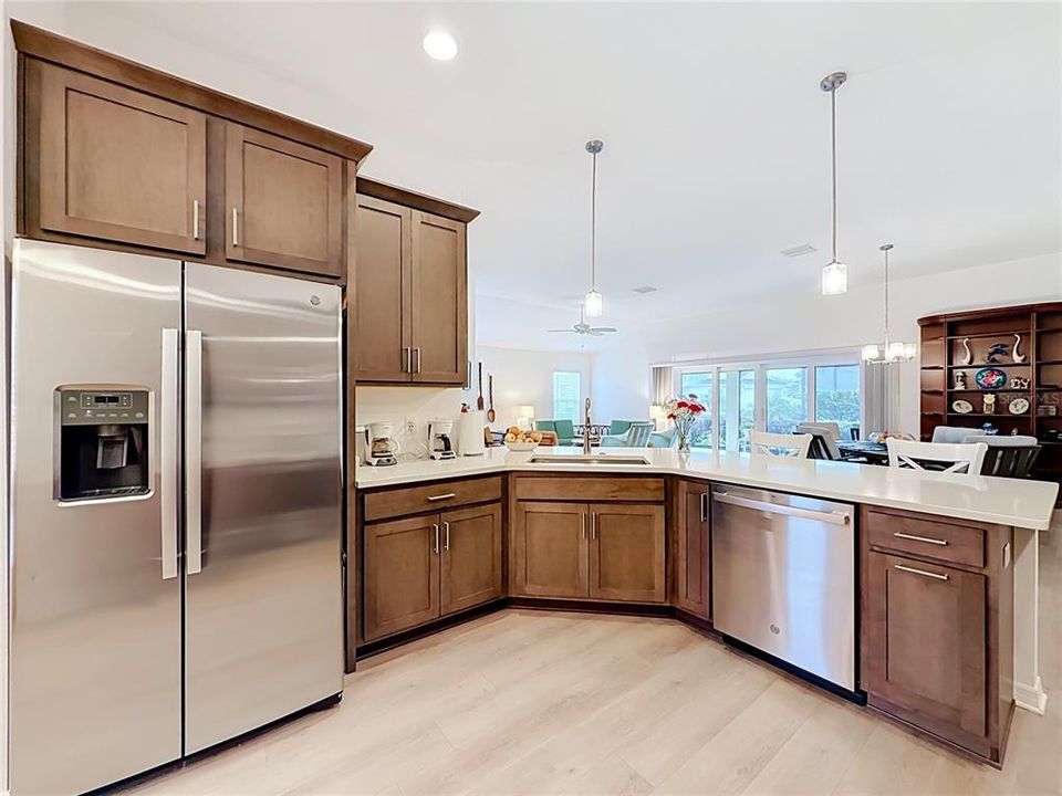 For Sale: $484,900 (3 beds, 2 baths, 1949 Square Feet)