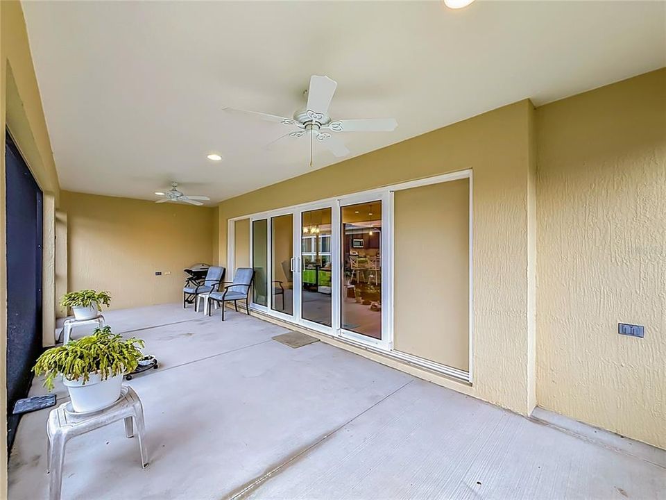 For Sale: $484,900 (3 beds, 2 baths, 1949 Square Feet)