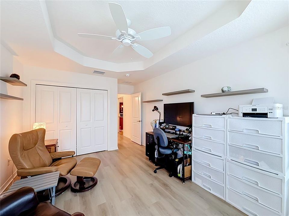 For Sale: $484,900 (3 beds, 2 baths, 1949 Square Feet)