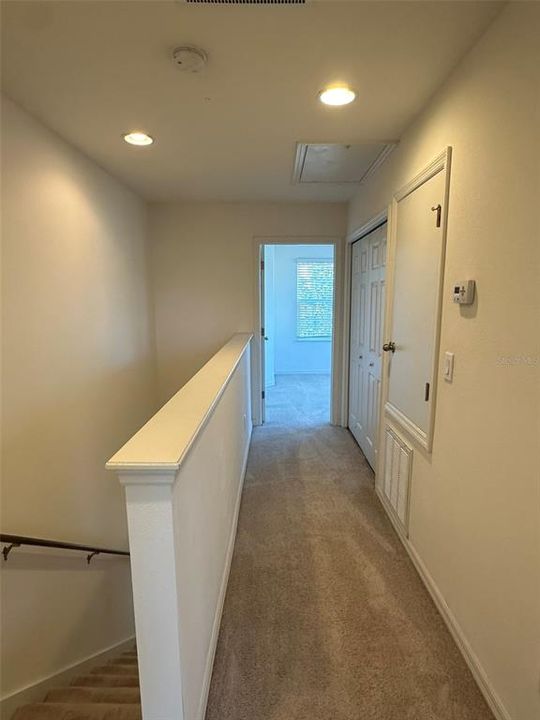 На продажу: $179,900 (2 спален, 2 ванн, 1176 Квадратных фут)