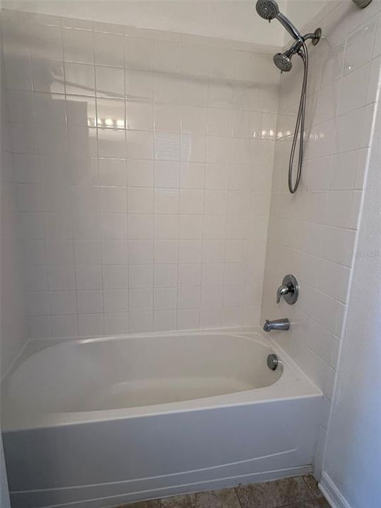 На продажу: $179,900 (2 спален, 2 ванн, 1176 Квадратных фут)