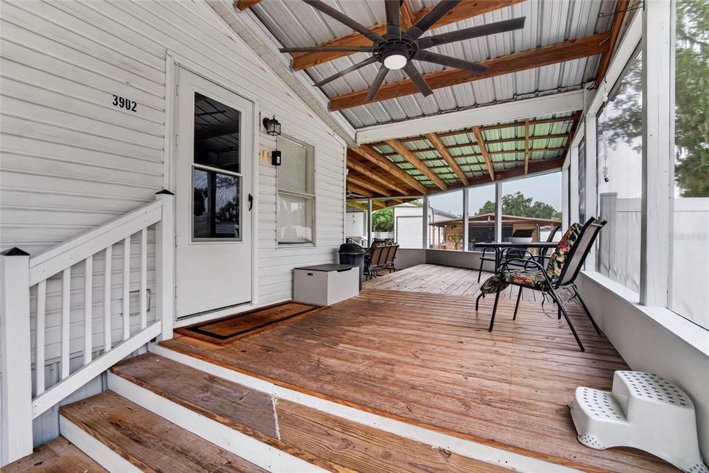 Activo con contrato: $299,900 (3 camas, 2 baños, 1665 Pies cuadrados)