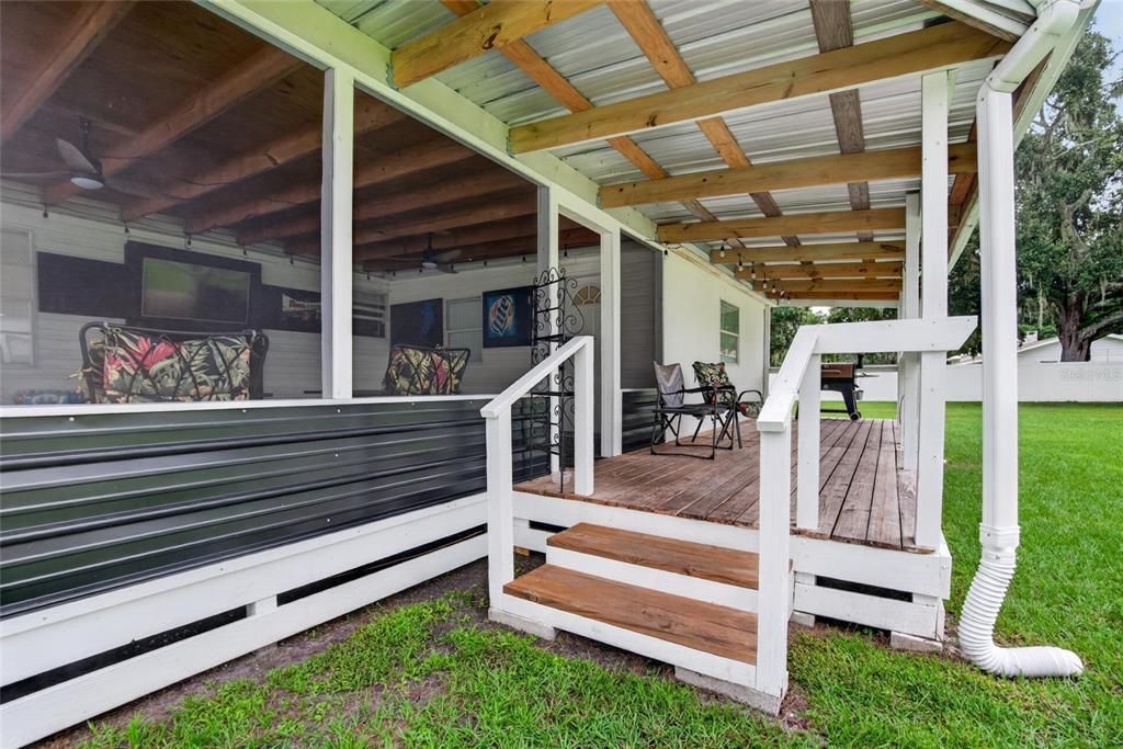 Activo con contrato: $299,900 (3 camas, 2 baños, 1665 Pies cuadrados)