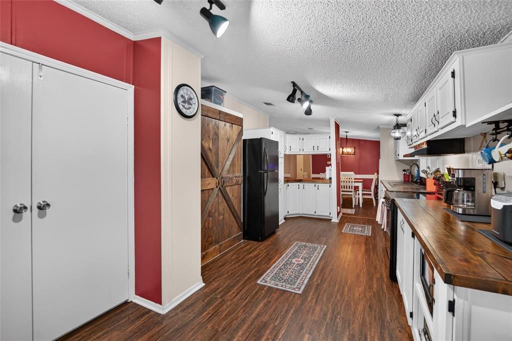Activo con contrato: $299,900 (3 camas, 2 baños, 1665 Pies cuadrados)