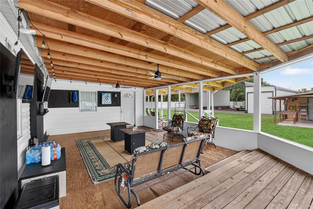 Activo con contrato: $299,900 (3 camas, 2 baños, 1665 Pies cuadrados)