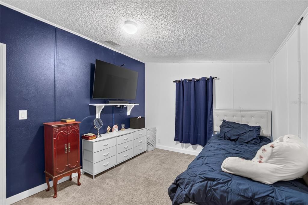 Activo con contrato: $299,900 (3 camas, 2 baños, 1665 Pies cuadrados)