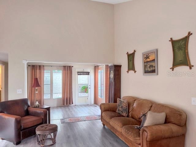 En Venta: $185,000 (2 camas, 1 baños, 843 Pies cuadrados)