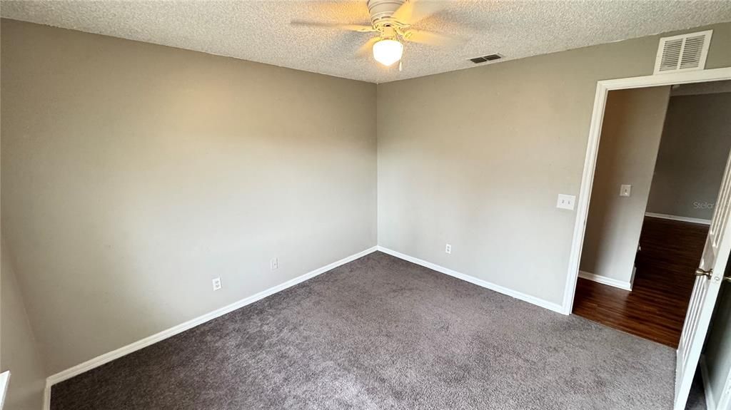 For Rent: $1,599 (3 beds, 2 baths, 2560 Square Feet)
