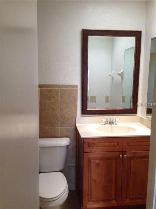 В аренду: $1,695 (3 спален, 2 ванн, 1298 Квадратных фут)