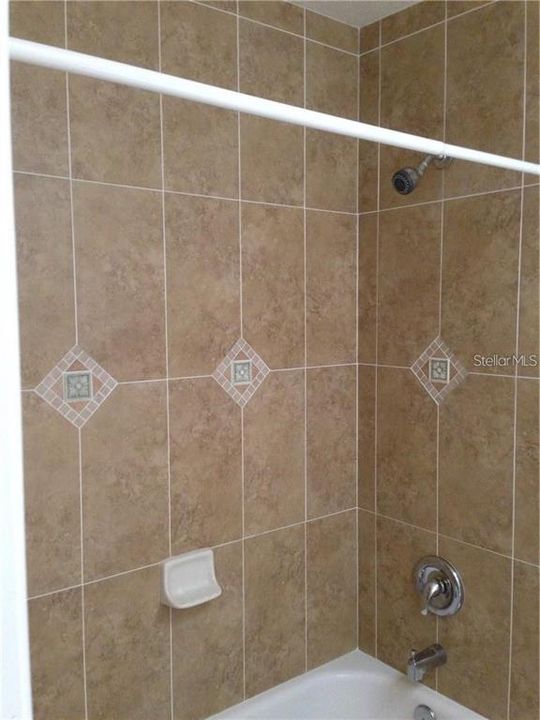 В аренду: $1,695 (3 спален, 2 ванн, 1298 Квадратных фут)
