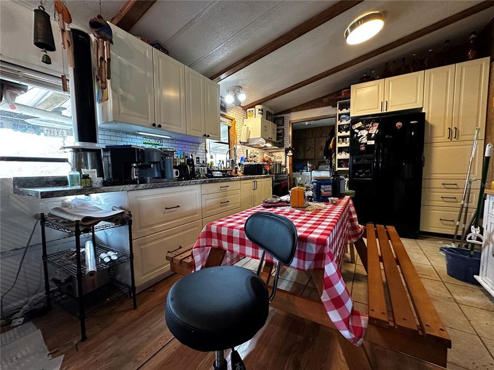 En Venta: $280,000 (3 camas, 2 baños, 1248 Pies cuadrados)