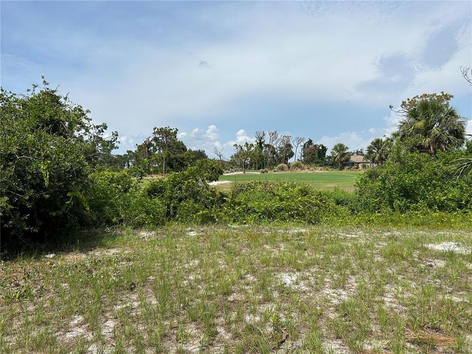 待售: $75,000 (0.27 acres)
