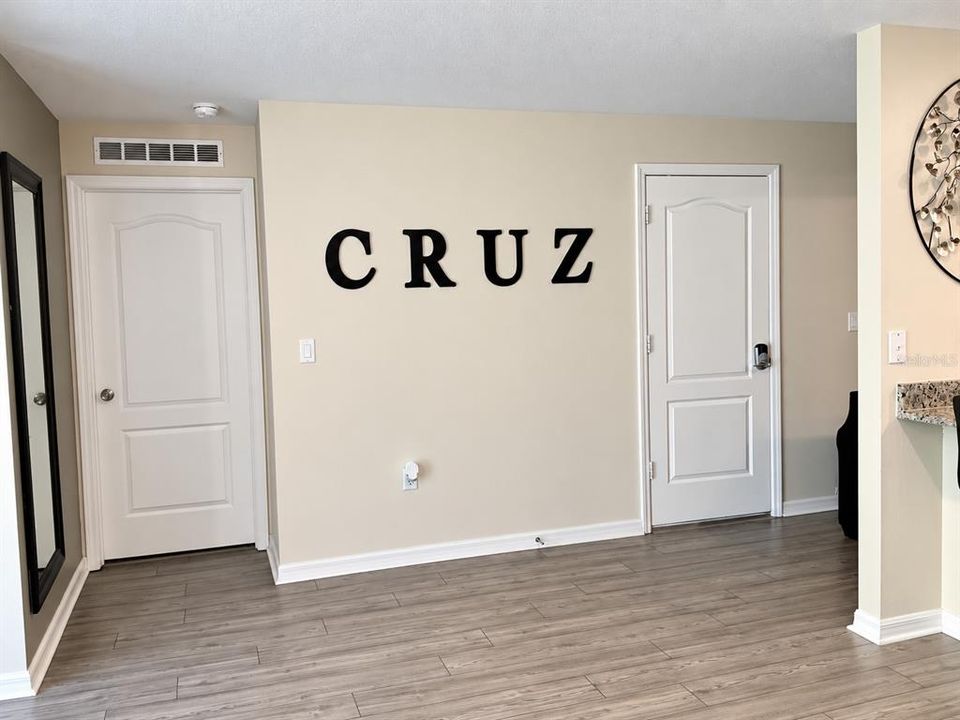 En Venta: $319,900 (3 camas, 2 baños, 1292 Pies cuadrados)