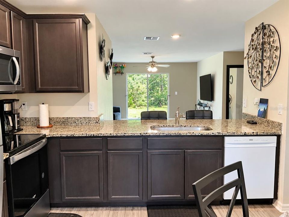 En Venta: $319,900 (3 camas, 2 baños, 1292 Pies cuadrados)