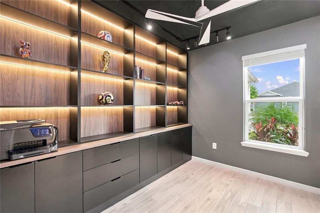 En Venta: $999,990 (5 camas, 4 baños, 3924 Pies cuadrados)