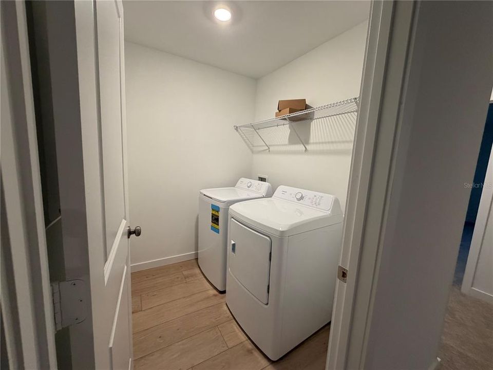 For Rent: $2,490 (4 beds, 2 baths, 2088 Square Feet)