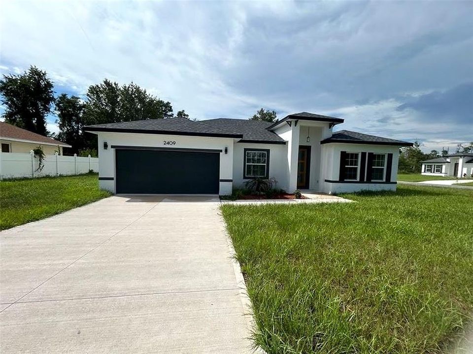For Rent: $2,150 (4 beds, 2 baths, 1792 Square Feet)