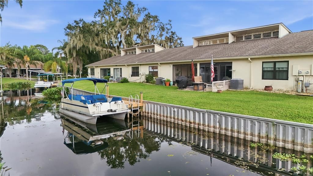 For Sale: $319,900 (2 beds, 2 baths, 1334 Square Feet)