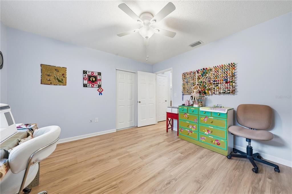 For Sale: $319,900 (2 beds, 2 baths, 1334 Square Feet)