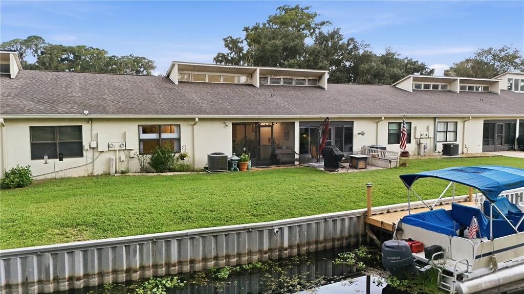 For Sale: $319,900 (2 beds, 2 baths, 1334 Square Feet)