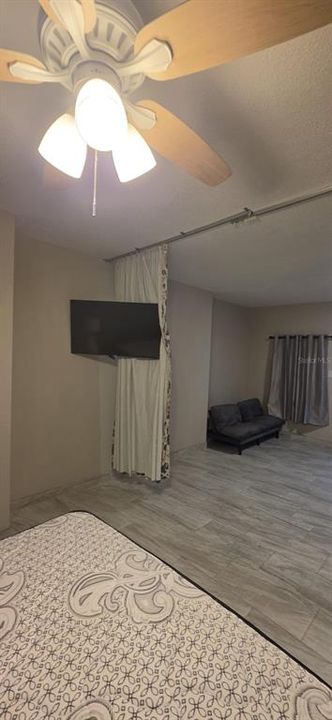 В аренду: $1,200 (1 спален, 1 ванн, 300 Квадратных фут)