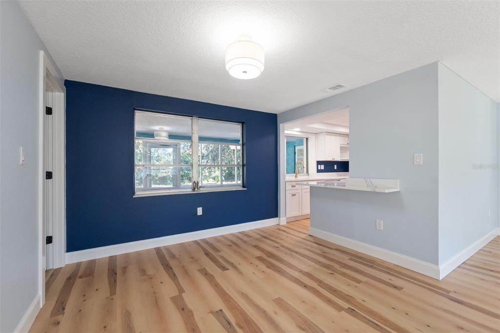 For Sale: $349,900 (3 beds, 2 baths, 1854 Square Feet)