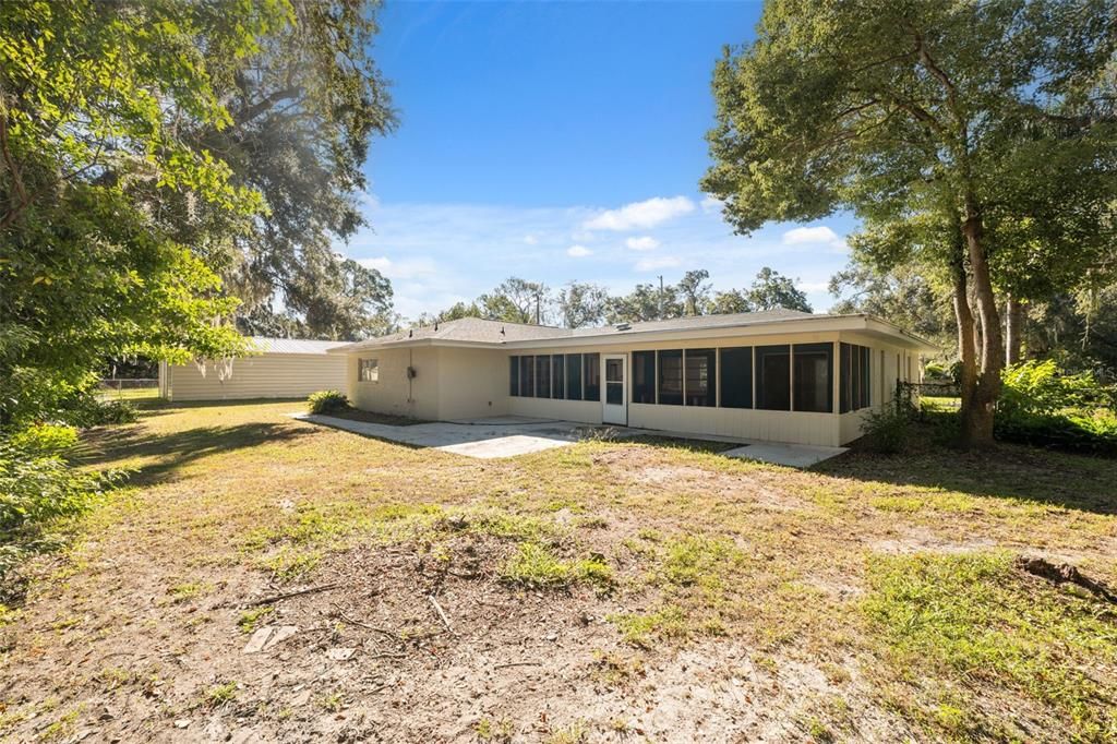 For Sale: $349,900 (3 beds, 2 baths, 1854 Square Feet)