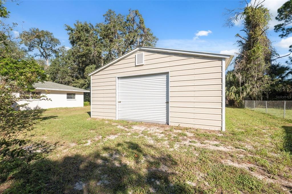 For Sale: $349,900 (3 beds, 2 baths, 1854 Square Feet)