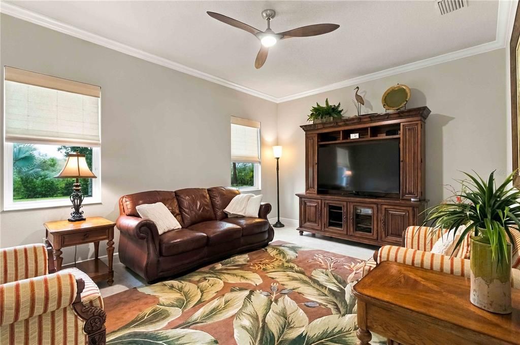 For Sale: $915,000 (3 beds, 3 baths, 2794 Square Feet)