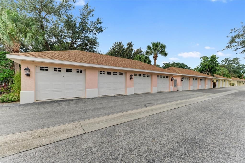 For Sale: $279,900 (2 beds, 2 baths, 1496 Square Feet)