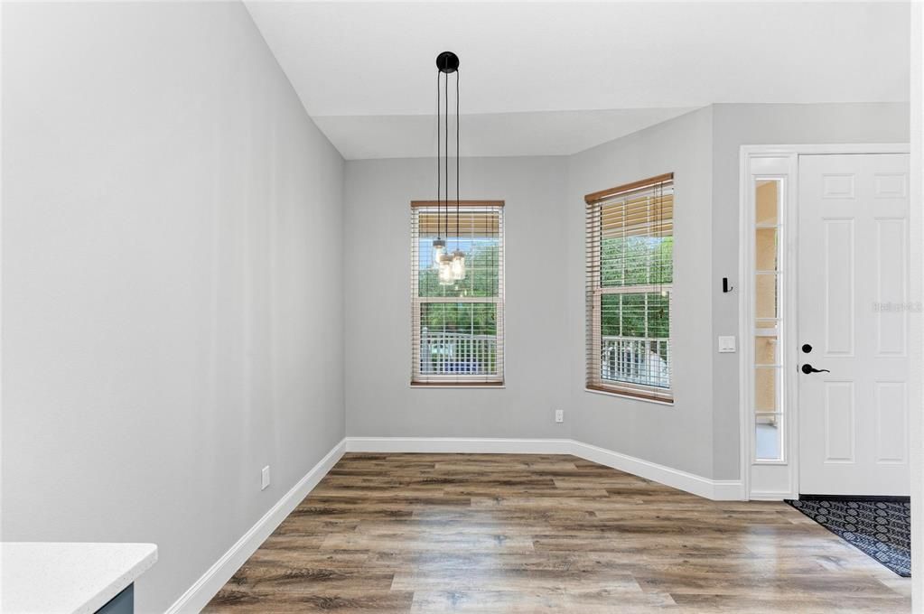 For Sale: $279,900 (2 beds, 2 baths, 1496 Square Feet)