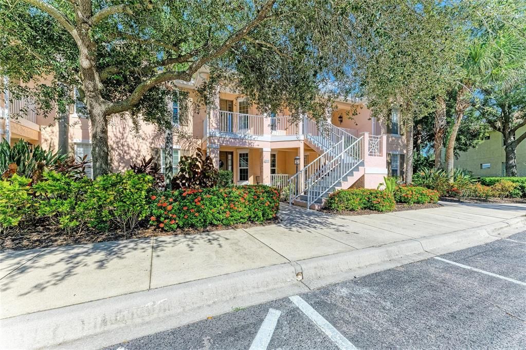 For Sale: $279,900 (2 beds, 2 baths, 1496 Square Feet)