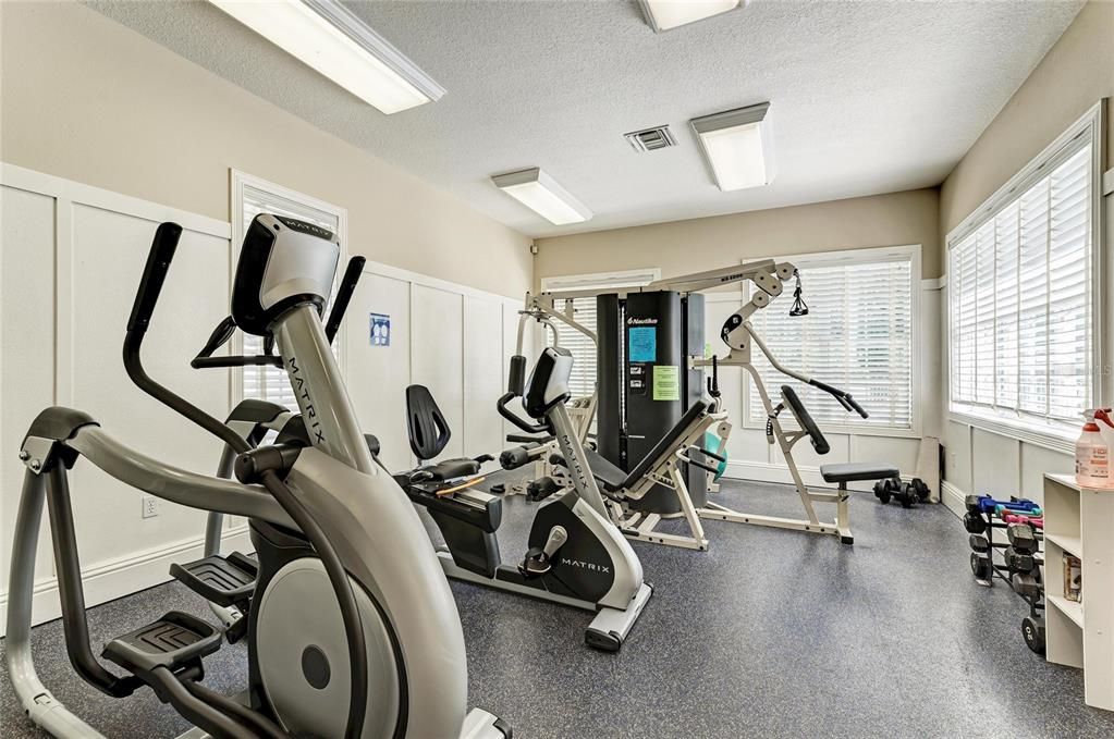 For Sale: $279,900 (2 beds, 2 baths, 1496 Square Feet)