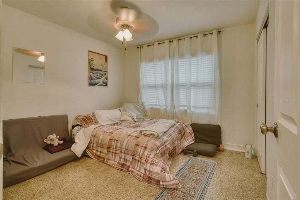 В аренду: $2,300 (3 спален, 2 ванн, 1315 Квадратных фут)