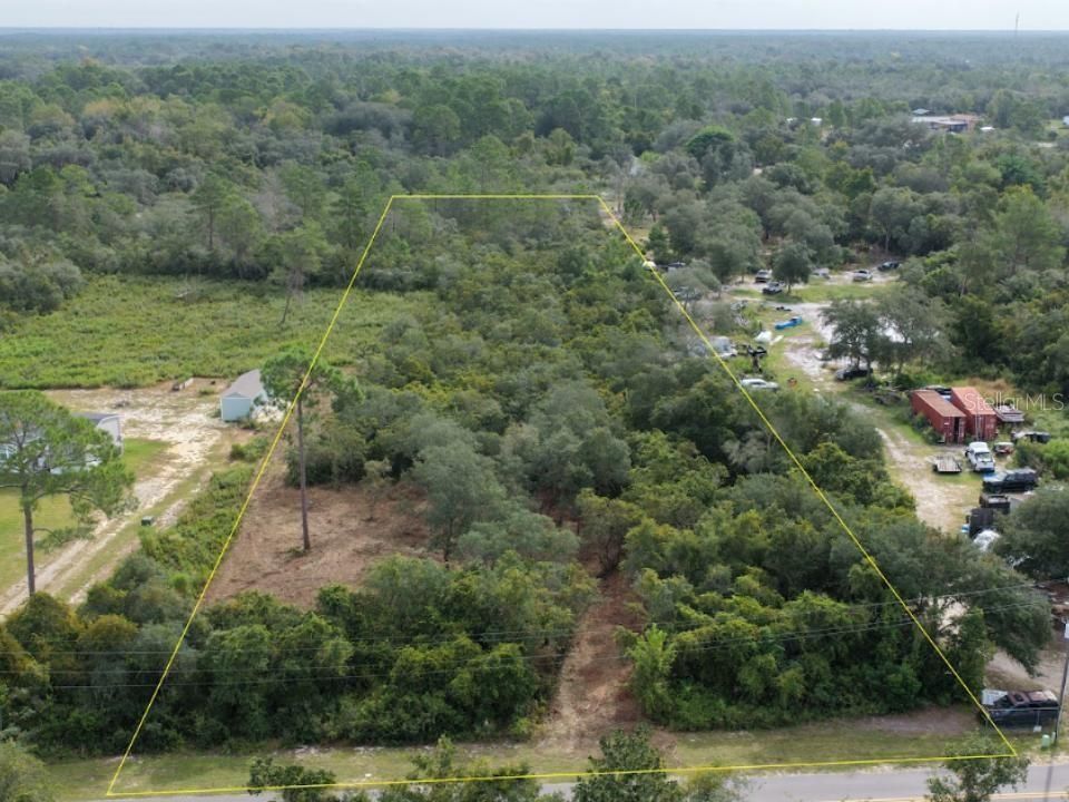 En Venta: $83,700 (2.50 acres)