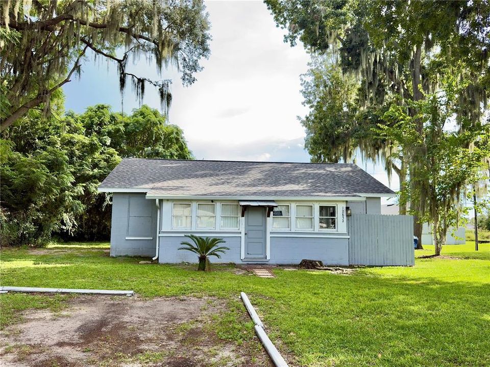 For Rent: $1,290 (2 beds, 1 baths, 1126 Square Feet)