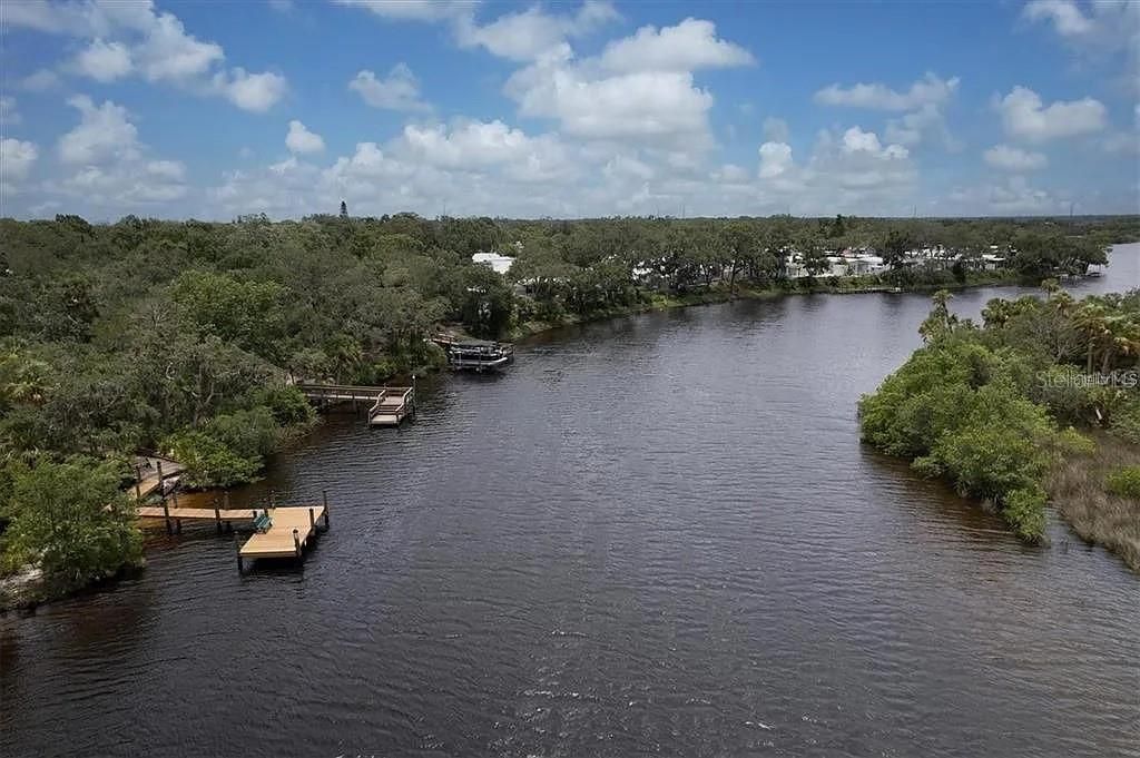 En Venta: $1,699,000 (4 camas, 3 baños, 3492 Pies cuadrados)