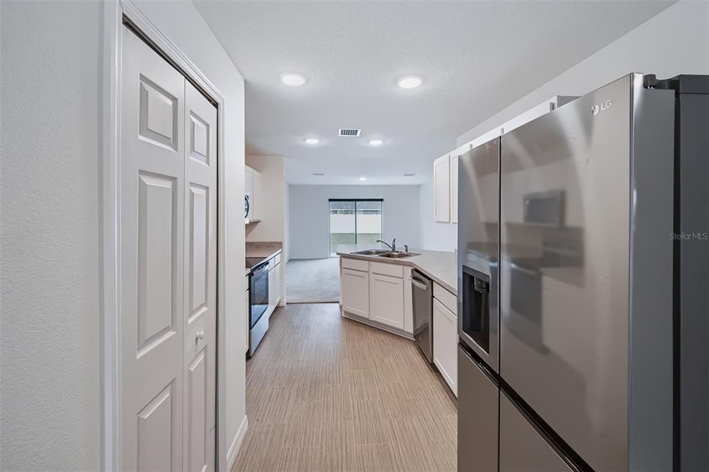 В аренду: $1,950 (3 спален, 2 ванн, 1552 Квадратных фут)