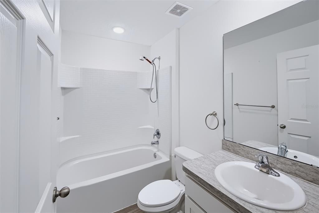 В аренду: $1,950 (3 спален, 2 ванн, 1552 Квадратных фут)